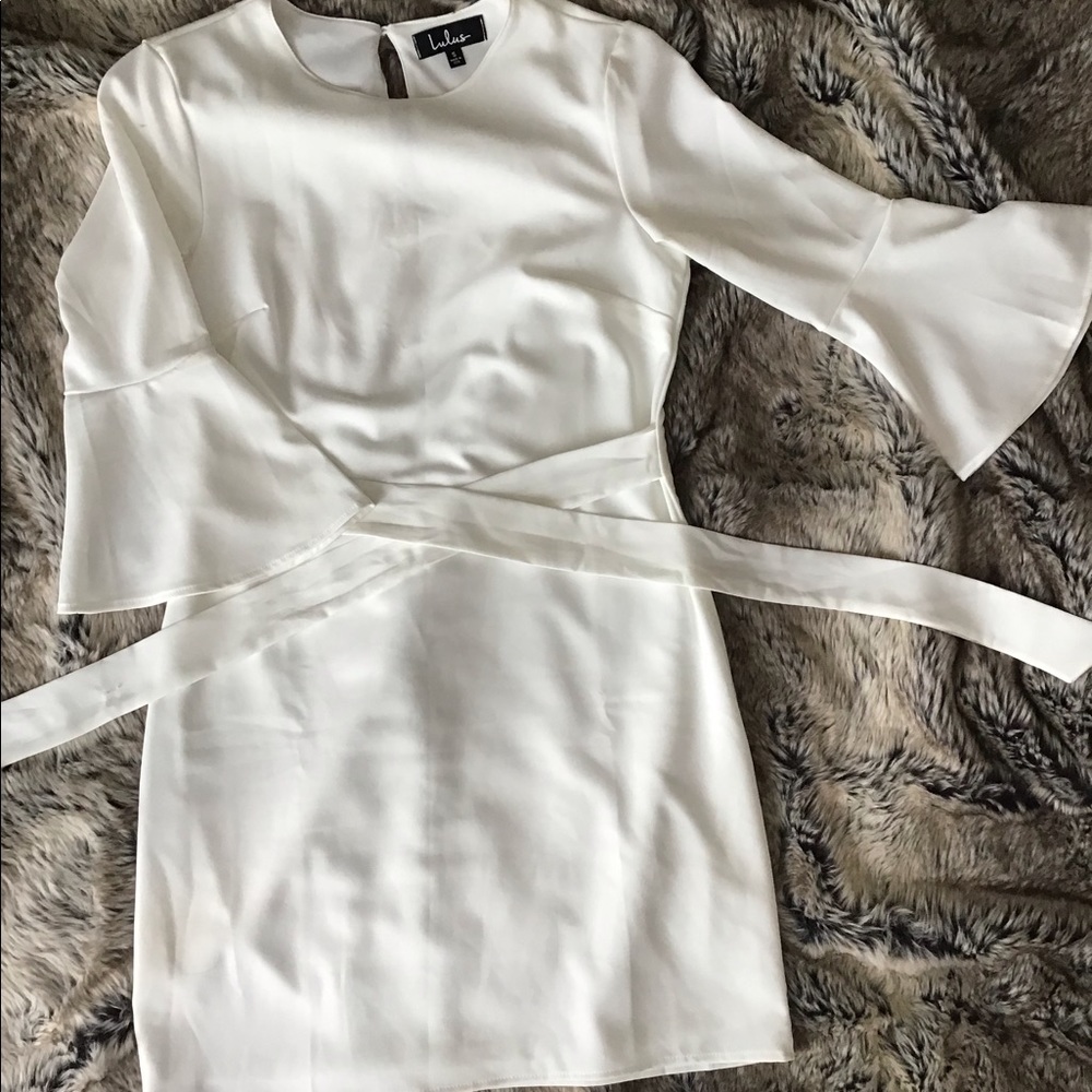 Lulu’s White Bell Sleeve Dress